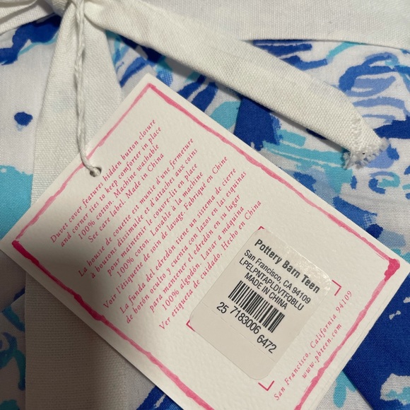 Lilly Pulitzer for Potterybarn - Picture 3 of 5